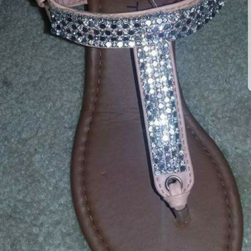 Vanity wedges